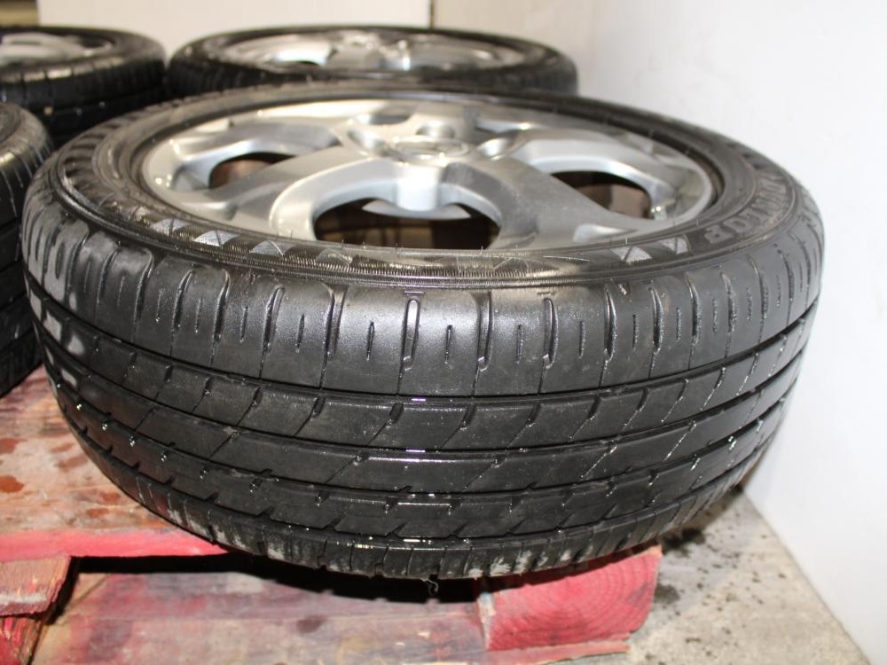 JDM HONDA WHEELS Imported from Japan 5X114.3 205 / 55 R17 17X6J OFFSET +55 Dunlop tires: Image 2