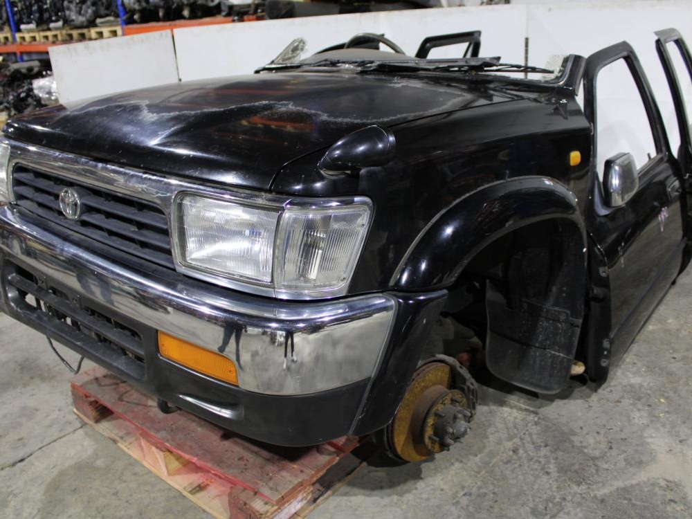 Découpe avant JDM pour Toyota Hilux Diesel LN1 1991, avec portes 2L-TE À VENDRE: Image 17