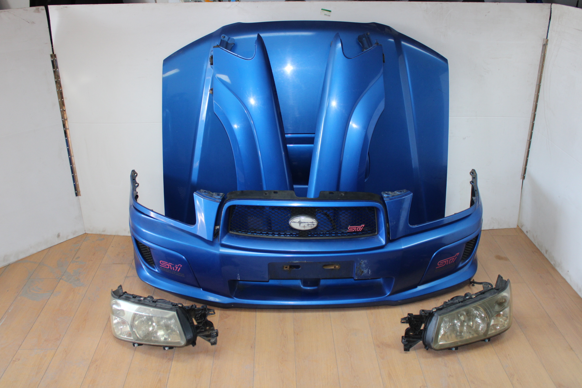 Avant complet JDM pour Subaru Forester SG9 STi 03-08 : découpe de nez, ailes, capot, phares