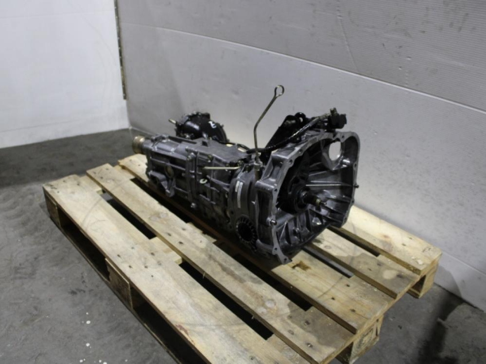 2008-2014 Subaru Impreza WRX 5MT AWD TY757VBCAB Push Type Transmission with 4.11 A Vendre : Image 1