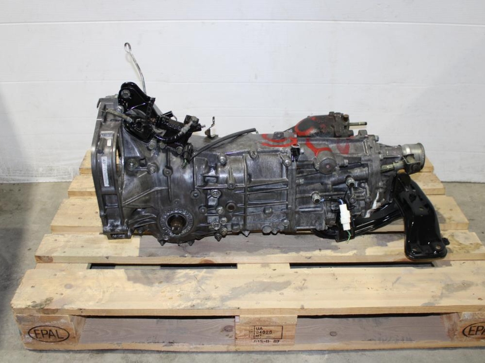 2002-2004 Subaru Impreza WRX 5MT TY754VBBBA Pull Type Transmission with 4.11 Final Drive Installation Disponible: Image 5