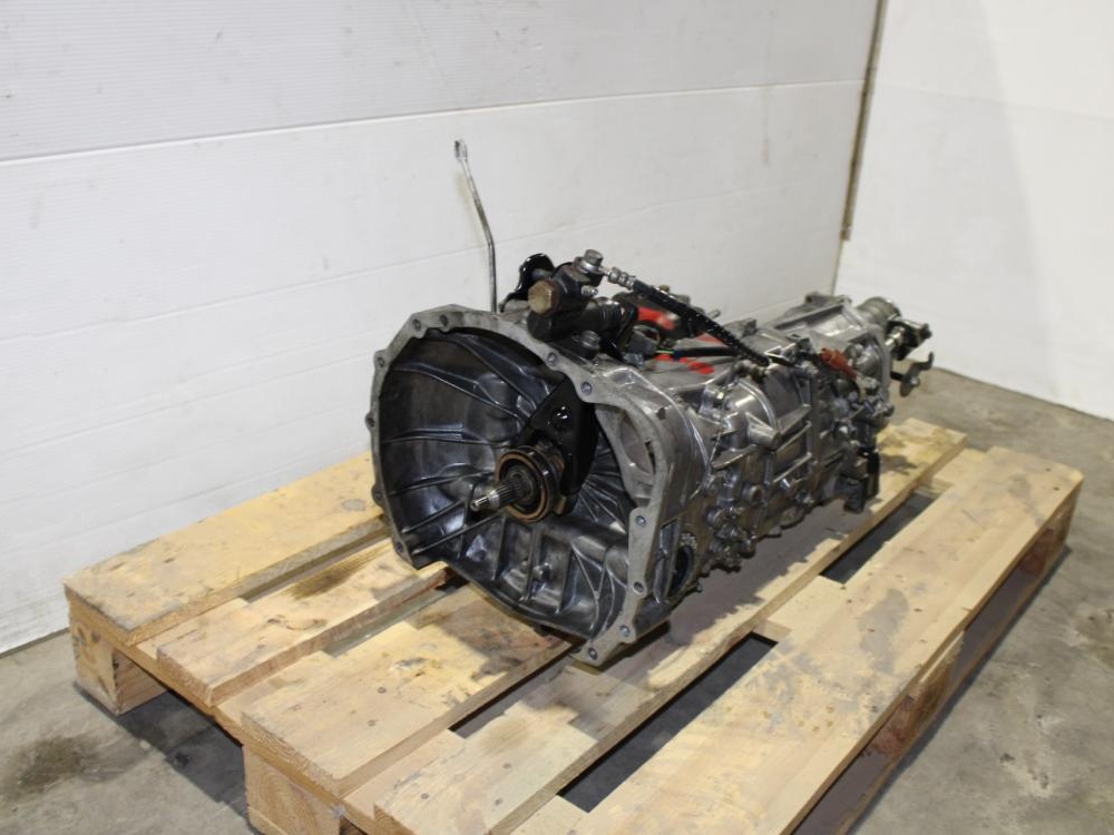 2008-2014 Subaru Impreza WRX 5MT AWD TY758VBAAA Push Type Transmission with 4.11 Installation Disponible: Image 1